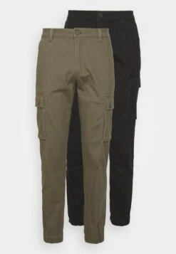 Pier One 2 Pack - Pantalones Cargo - Olive/Black -Elegancia Tienda De Ventas 07d111b72b7b4304bcd405fc18ad6beb