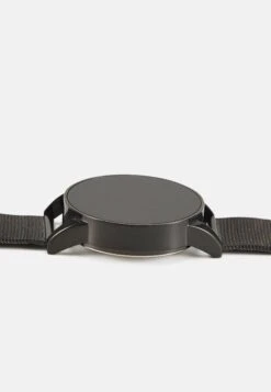 Pier One Smartwatch - Black -Elegancia Tienda De Ventas 08ee56fd4f284497afc547161127f303