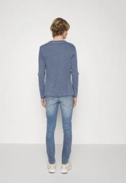 Pier One Vaqueros Pitillo - Dark Blue Denim -Elegancia Tienda De Ventas 0a9fdae808c14629b9b837f0943d7159