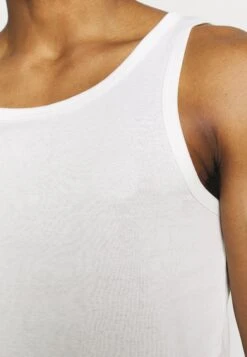 Pier One 3 Pack - Camiseta Interior - White -Elegancia Tienda De Ventas 0b456dc968784ce6b1e3c2c6a68a1299