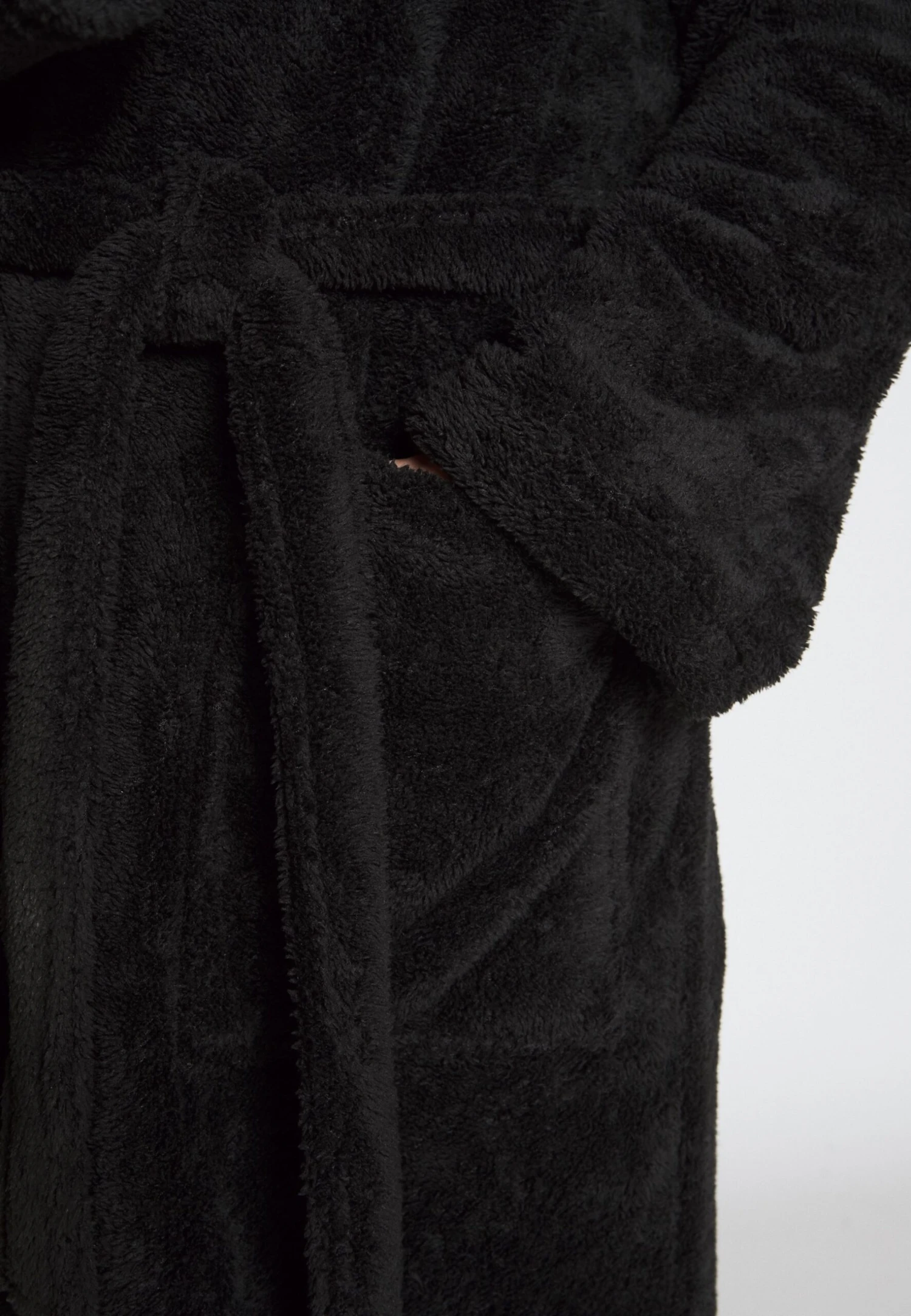 Pier One Albornoz - Black 6 Pier One Albornoz - Black - Imagen 6