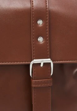 Pier One Bandolera - Brown -Elegancia Tienda De Ventas 13681cf0e15d4e7a880bcd49346bf5a1