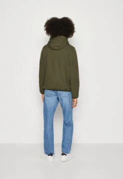 Pier One Impermeable - Olive -Elegancia Tienda De Ventas 201a940e9ad84ffa9c0c24c0039d760e