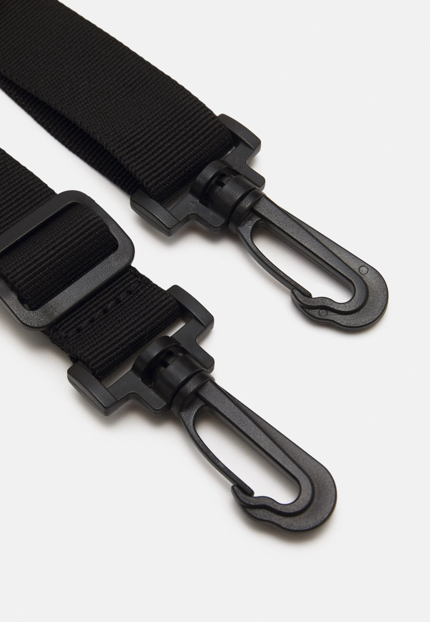 Pier One Unisex - Bandolera - Black 4 Pier One Unisex - Bandolera - Black - Imagen 4