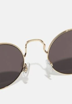 Pier One Unisex - Gafas De Sol - Gold-Coloured/Black -Elegancia Tienda De Ventas 2fd3f25d94564e8bb121d70969d920fe