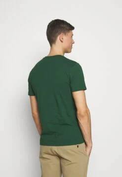 Pier One Camiseta Estampada - Dark Green -Elegancia Tienda De Ventas 31c1e3758dd24e7baf7d52592b6f64b4