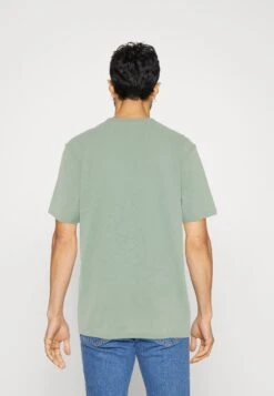Pier One 5 Pack - Camiseta Básica - Mint/Off-White/Khaki 12 Pier One 5 Pack - Camiseta Básica - Mint/Off-White/Khaki -Elegancia Tienda De Ventas 39f674774e2748fb83e82e2803d04471