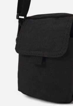 Pier One Unisex - Bandolera - Black 9 Pier One Unisex - Bandolera - Black -Elegancia Tienda De Ventas 3b9fca5929a94237bc71e9d93ca4b543