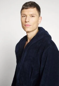 Pier One Albornoz - Dark Blue -Elegancia Tienda De Ventas 41cb914371934a1bb7fd15e05e23e4bb