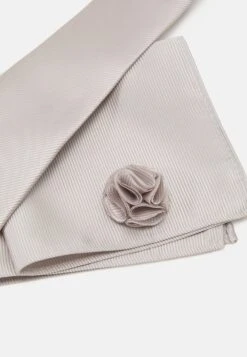 Pier One Set - Otros Accesorios - Silver -Elegancia Tienda De Ventas 452e98d41bb04aa69987b4e354cb6b93