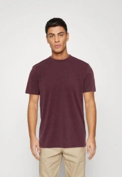Pier One 7 Pack - Camiseta Básica - Blue/Mottled Bordeaux/White 18 Pier One 7 Pack - Camiseta Básica - Blue/Mottled Bordeaux/White -Elegancia Tienda De Ventas 4a8b7c59da094e668883e9f6ee9f1a94