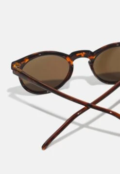 Pier One Unisex - Gafas De Sol - Brown -Elegancia Tienda De Ventas 4d7d9630382746238e9be682dedba03d