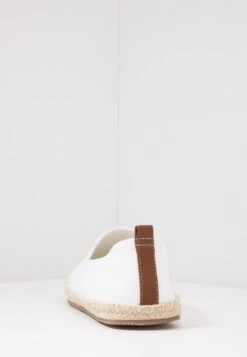 Pier One Rena Espadrille Unisex - Alpargatas - White -Elegancia Tienda De Ventas 4f1c7dae0cbb47efaca02a71fb79d125