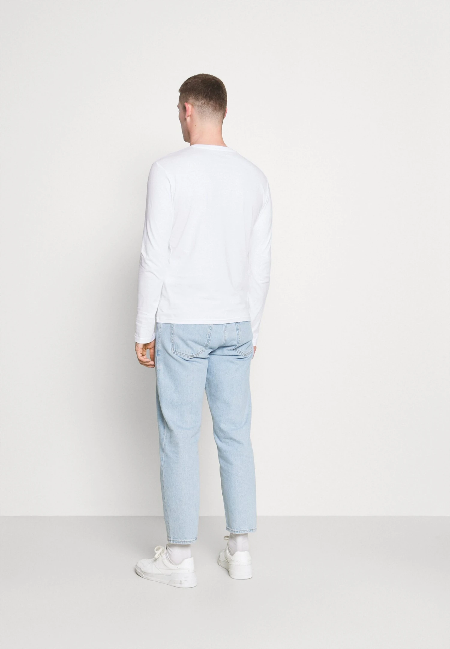 Pier One 5 Pack - Camiseta De Manga Larga - White/Dark Blu/Grey 3 Pier One 5 Pack - Camiseta De Manga Larga - White/Dark Blu/Grey - Imagen 3