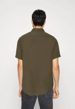 Pier One 2 Pack - Camisa - Olive/Black 8 Pier One 2 Pack - Camisa - Olive/Black -Elegancia Tienda De Ventas 546821186edc45e88d5685683acdc761