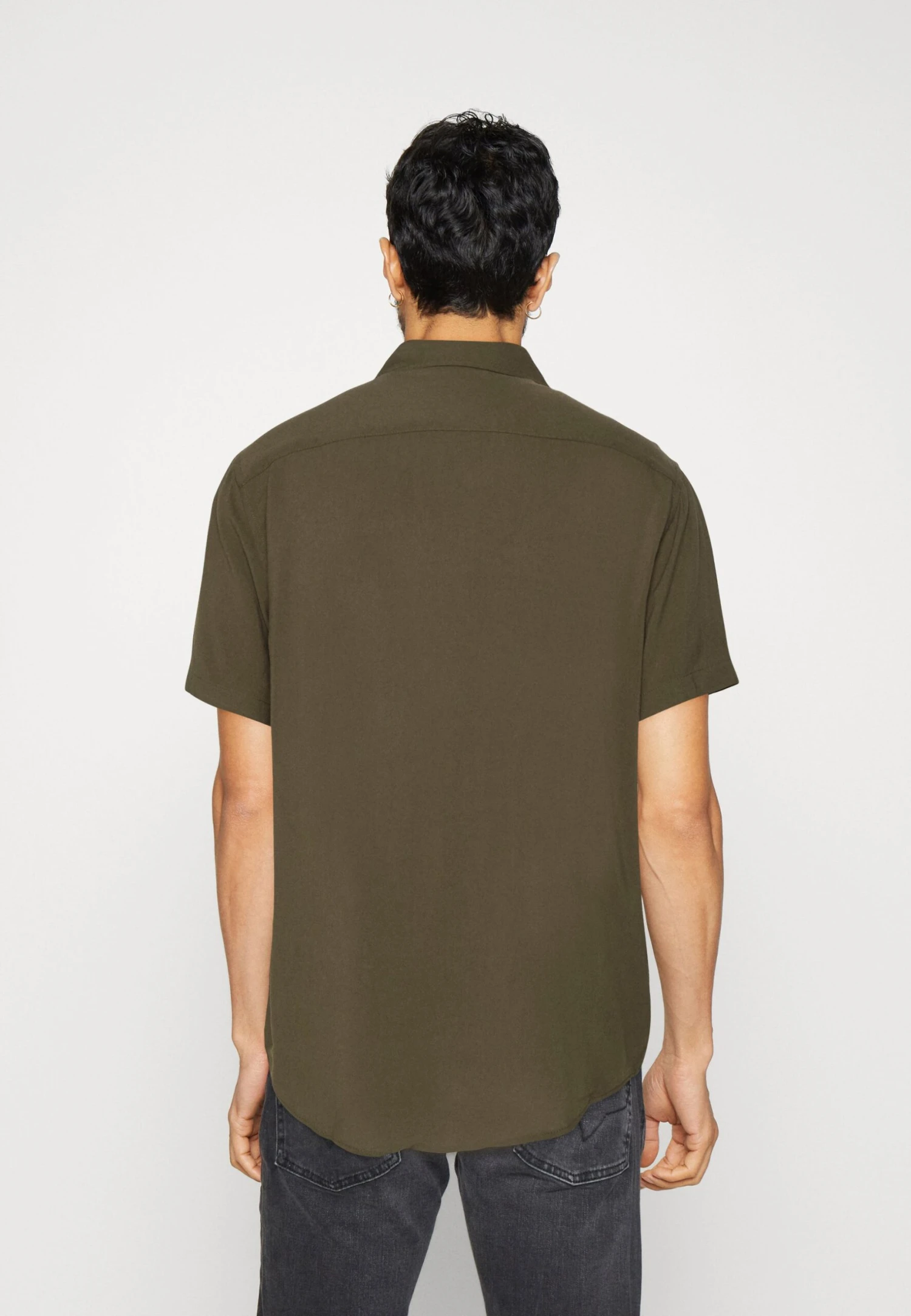 Pier One 2 Pack - Camisa - Olive/Black 3 Pier One 2 Pack - Camisa - Olive/Black - Imagen 3