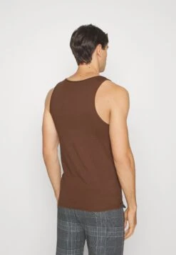 Pier One 3Pck Skin Tone Rib Vest- Camiseta Interior - Brown -Elegancia Tienda De Ventas 61977ddd0362474c88ba6c1c78453562