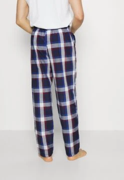 Pier One 2 Pack - Pantalón De Pijama - 503 - Dark Blue_302 - Red -Elegancia Tienda De Ventas 61f2048aa9de4452822bf981b723ea2e