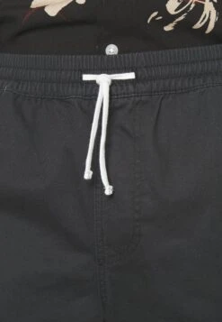 Pier One 2 Pack - Shorts - Olive/Black -Elegancia Tienda De Ventas 6ca63c98df264145a6f1de71006806c5