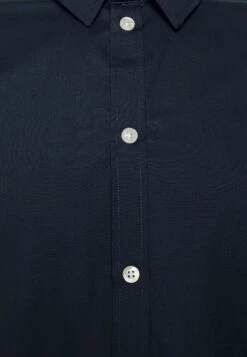 Pier One 3 Pack - Camisa Elegante - White/Light Blue/Dark Blue -Elegancia Tienda De Ventas 70d37421bf4541f195835f976ee00a15
