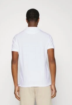 Pier One 3 Pack - Polo - Bordeaux/White/Dark Blue 10 Pier One 3 Pack - Polo - Bordeaux/White/Dark Blue -Elegancia Tienda De Ventas 77f7f7de6e104257a29c3bd24e3d9426