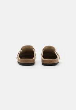 Pier One Leather Unisex - Pantuflas - Beige -Elegancia Tienda De Ventas 7fc4209f0b9d443b96717beece6deee4