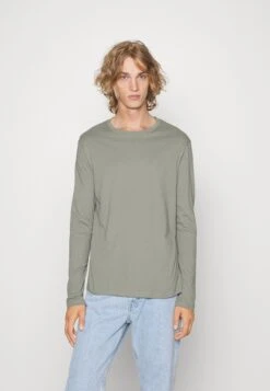 Pier One 5 Pack - Camiseta De Manga Larga - Black/Dark Blue/Stone -Elegancia Tienda De Ventas 8b0985efe19f4c87964406ea25b6d0df