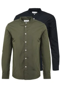 Pier One 2 Pack - Camisa - Oliv/Black -Elegancia Tienda De Ventas 8e1e72ba849c4651a91bd246519e0732