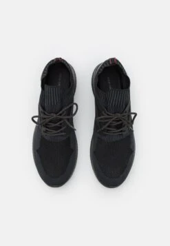 Pier One Zapatillas - Black -Elegancia Tienda De Ventas 9b116cea09d744c9b0f8ba112133e171