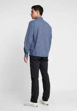 Pier One Pantalones Chinos - Black -Elegancia Tienda De Ventas a5a2eecaf6ed4d75a394f4e811844ef5