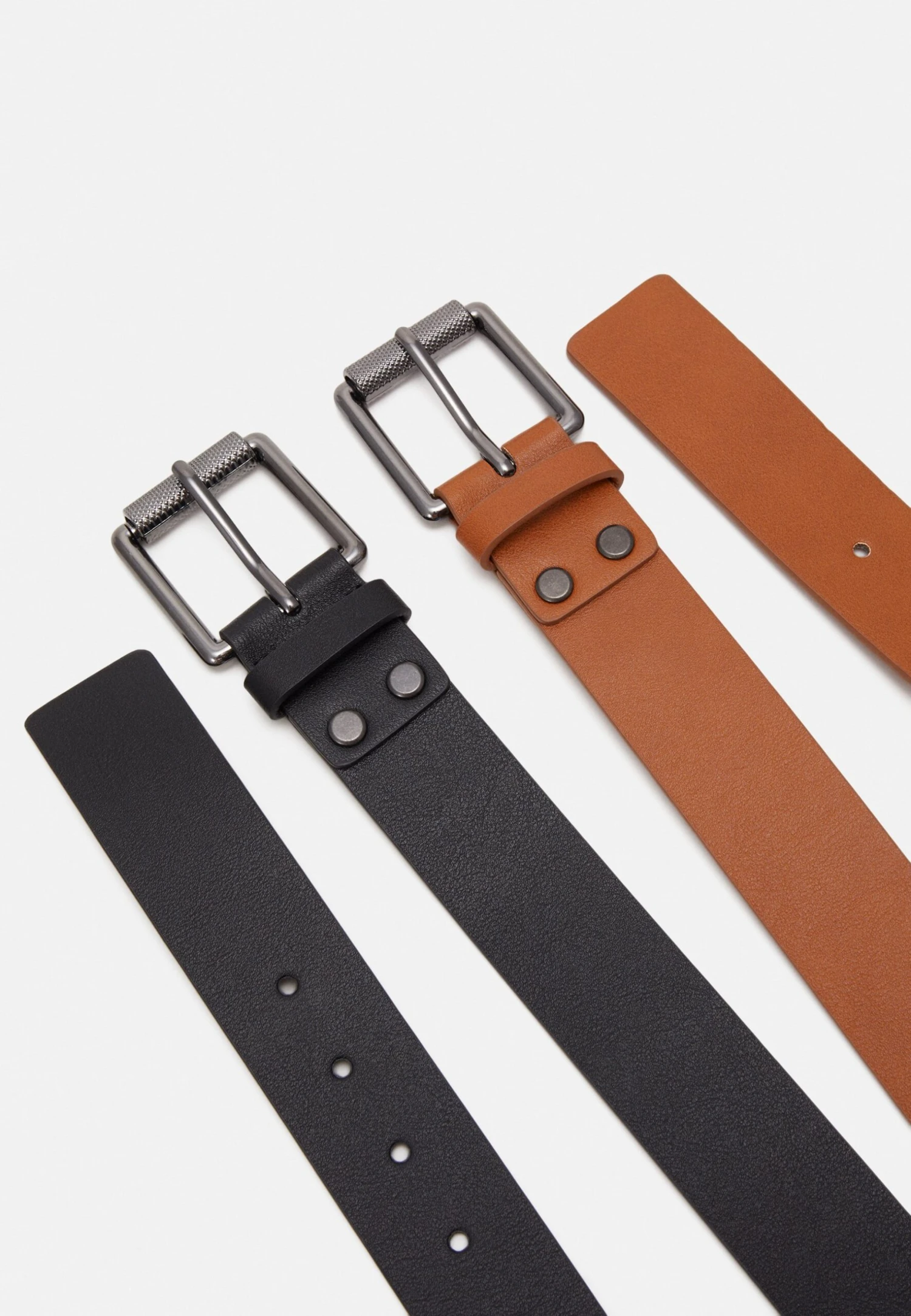 Pier One 2 Pack Unisex - Cinturón - Black/Cognac 2 Pier One 2 Pack Unisex - Cinturón - Black/Cognac - Imagen 2