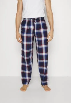 Pier One 2 Pack - Pantalón De Pijama - 503 - Dark Blue_302 - Red -Elegancia Tienda De Ventas c4deb935b78b419f85d4482f92853b6e