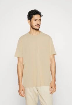 Pier One 5 Pack - Camiseta Básica - Mint/Off-White/Khaki 16 Pier One 5 Pack - Camiseta Básica - Mint/Off-White/Khaki -Elegancia Tienda De Ventas c5a5fe7b87c3459e80b44269ce027f75