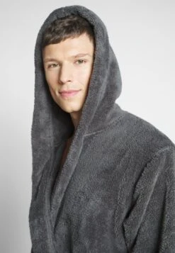 Pier One Albornoz - Dark Gray -Elegancia Tienda De Ventas d8bc46bac8fa44929b190c5532f01c02