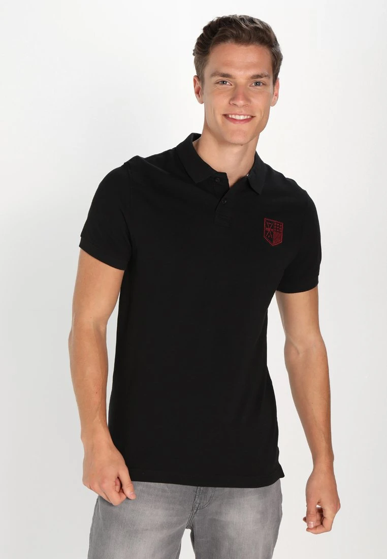 Pier One Polo - Black 1 Pier One Polo - Black