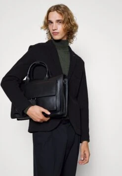 Pier One Americana - Black 11 Pier One Americana - Black -Elegancia Tienda De Ventas dc24487541564cbeb4640eb4c5ce622c