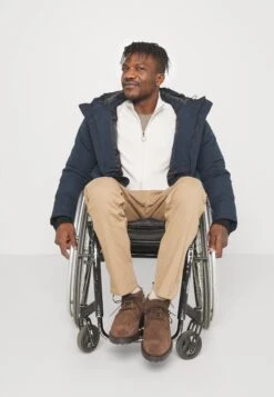 Pier One Chaqueta De Invierno - Dark Blue -Elegancia Tienda De Ventas dd278216f0224bbd841f4c2358b053bd