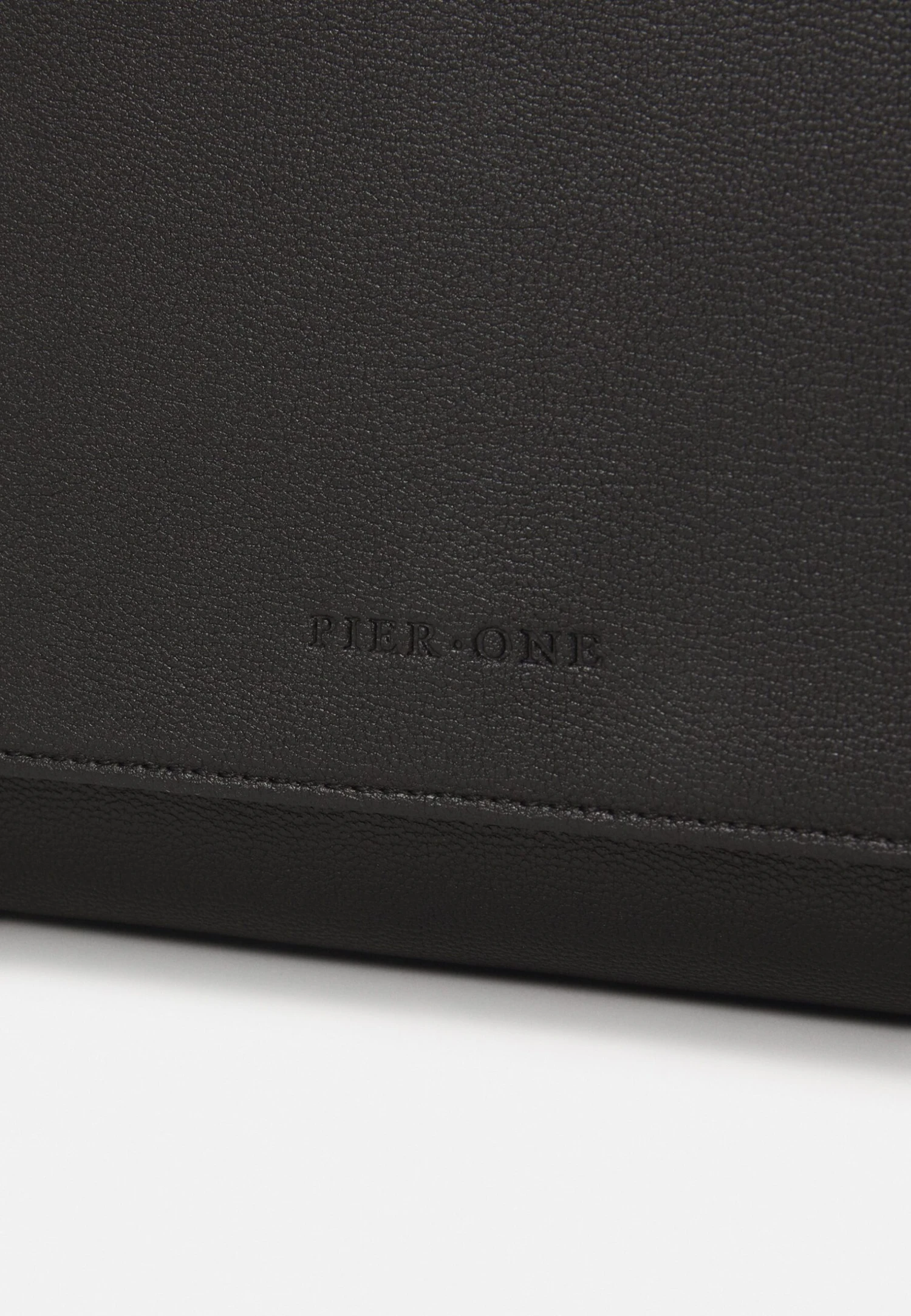 Pier One Big Messenger Bag - Bandolera - Black 6 Pier One Big Messenger Bag - Bandolera - Black - Imagen 6