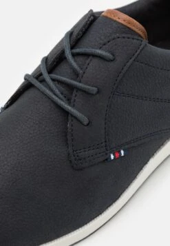 Pier One Zapatos Con Cordones - Dark Blue/White -Elegancia Tienda De Ventas dff75f48d15744d2a2c522f733b15946