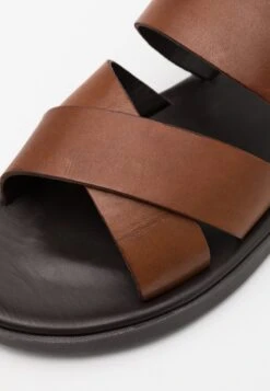 Pier One Unisex - Sandalias - Cognac -Elegancia Tienda De Ventas fca88867f3d148f3b5e1b6a7b9207332